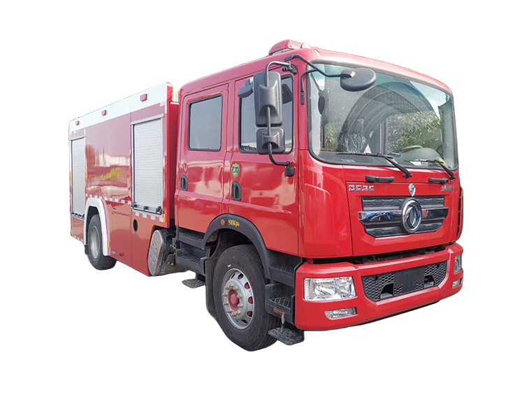 东风消防车.jpg